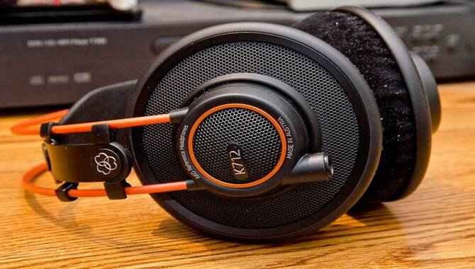 AKG Pro Audio K712