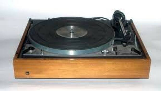 Pyle-PLTT8UI-portable-Dual-Turntable
