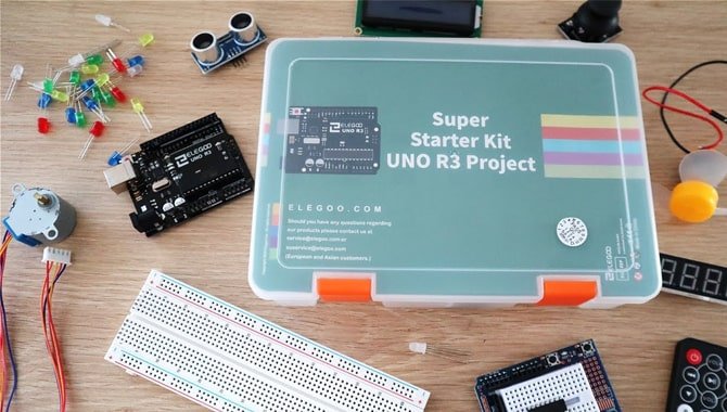 ELEGOO UNO Project Super Starter Kit