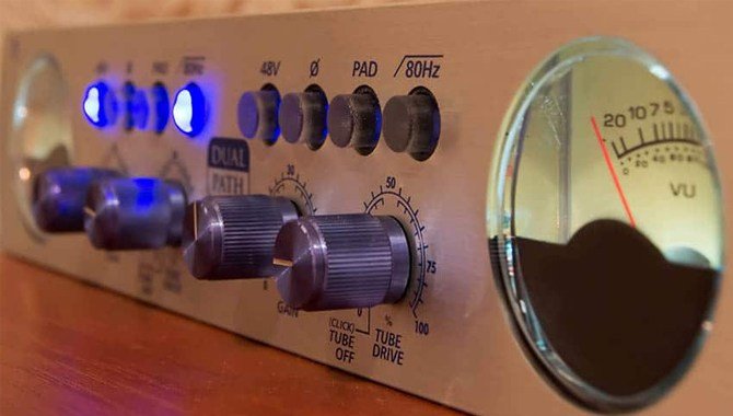 How To Install Stereo Preamp. jpg