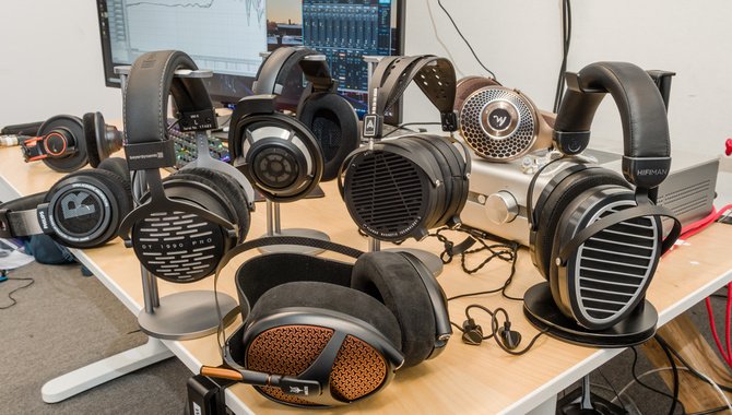 How To Choose Audiophile Headphones